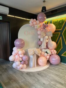 Elegancka  ścianka dekoracyjna